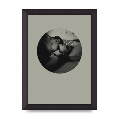 Halftone Kiss Two Printed Poster - A4 framed