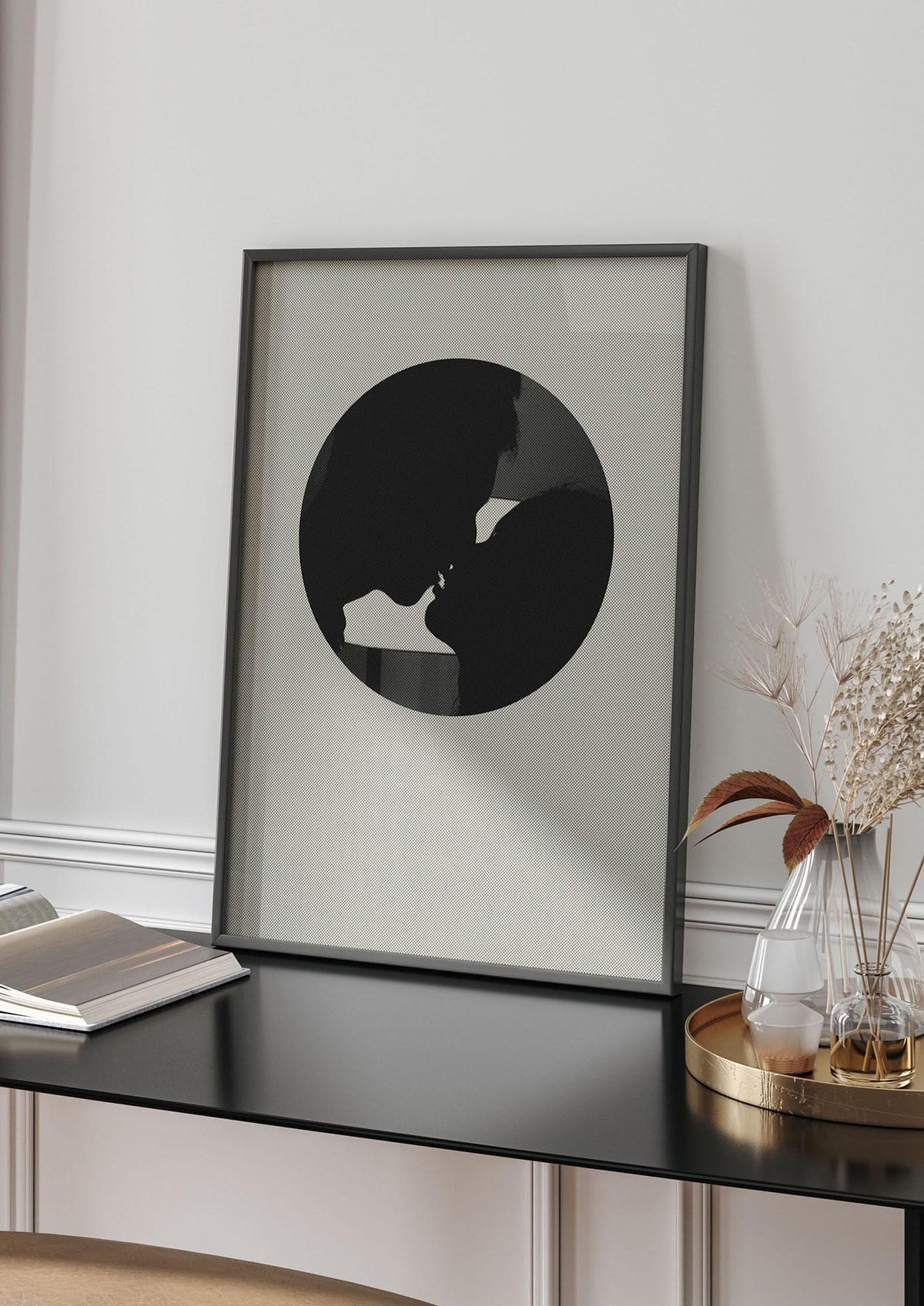 Halftone Kiss Three Wall Art - living room 4