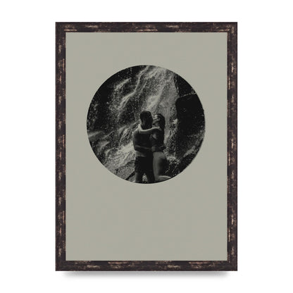 Halftone Kiss Five Printed Poster - A3 framed