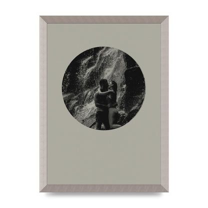 Halftone Kiss Five Printed Poster - A3 framed
