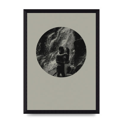 Halftone Kiss Five Printed Poster - A4 framed