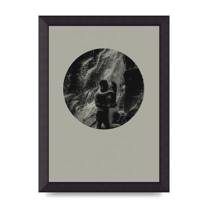 Halftone Kiss Five Printed Poster - A4 framed