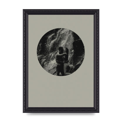 Halftone Kiss Five Printed Poster - A4 framed