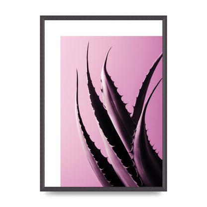 Aloe Vera Leaf in Sleek Black Line